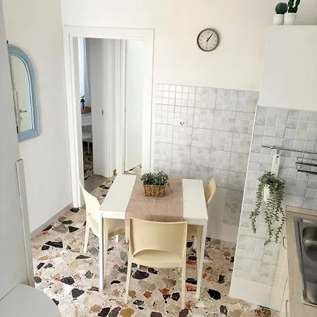 Apartman Holihome Tide Living